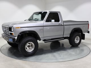 1982 Ford F-Series Pickup F100 RHD 4x4 - 351 V8