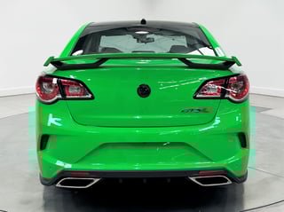 2017 HSV GTSR Build No 1106 - Spit Fire Green - Delivery kms …