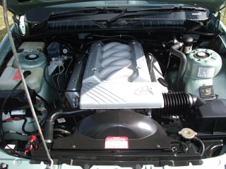 VN Commodore Executive 5 L V8