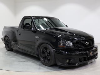 2004 Ford F-150 SVT Lightning RHD - Raven Black 
