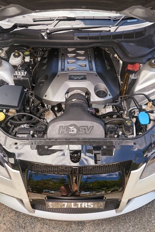 2008 HSV W427 Build No. 17 of 137 - 2,586 km