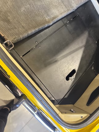 1977 Holden LX Torana SL 253 V8 Hatchback - Absinth Yellow