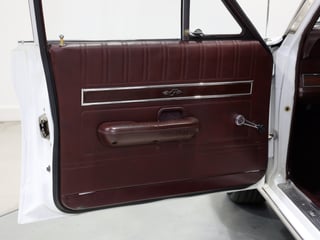 1971 Ford XY Fairmont 302 V8 - Ultra White