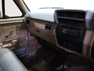 1982 Ford F-Series Pickup F100 RHD 4x4 - 351 V8