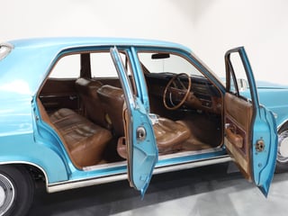 1971 Ford ZD Fairlane 302ci V8 - Teal Glow