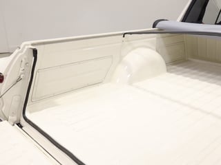 1971 Chrysler VG Valiant Wayfarer Utility 318ci Fireball V8 - Bondi Bleach White