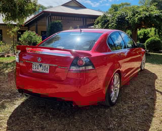 2011 VE Commodore SSV Redline - Patterson Cheney Race Sport RS350