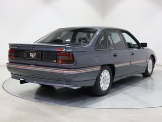 1990 Holden VN SS - Atlas Grey 