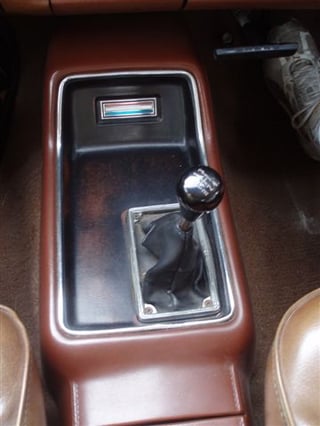 XY Fairmont 351V8