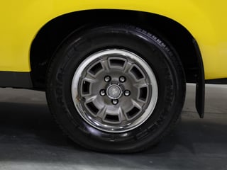 1977 Holden LX Torana SL 253 V8 Hatchback - Absinth Yellow