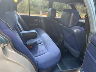 1982 VH SL/E Commodore 5 Litre V8 Shadow Tone