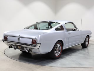 1965 Ford Mustang Fastback 2+2 - Silver Smoke Grey