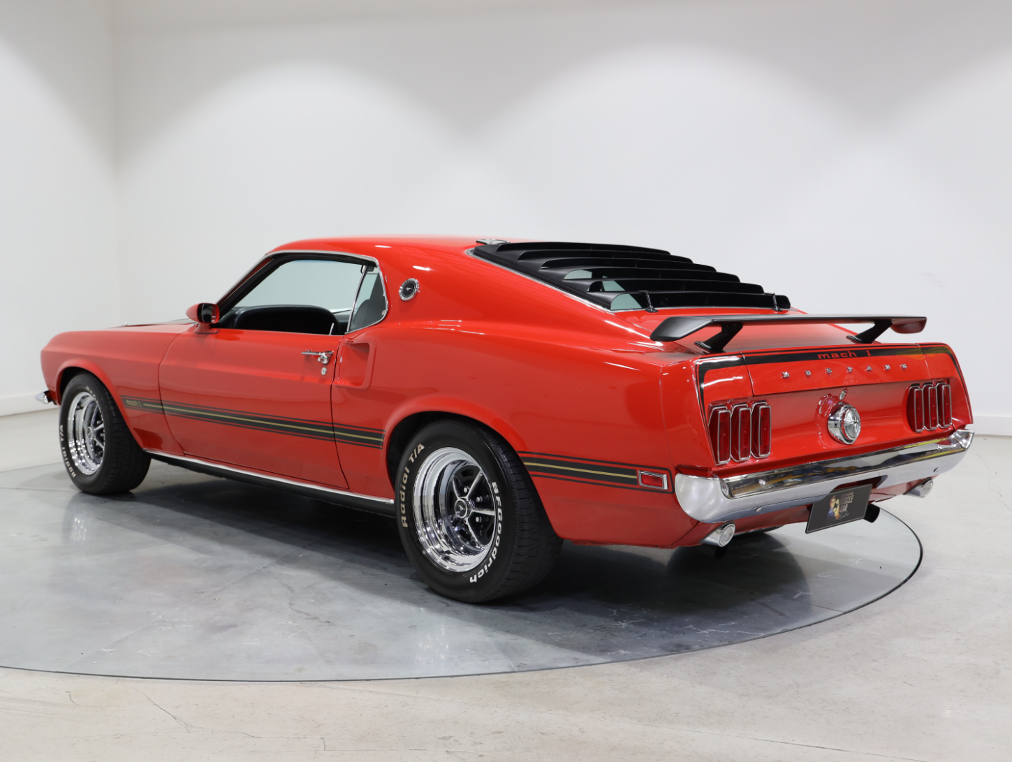 1969 Ford Mustang Mach 1 - Candy Apple Red 