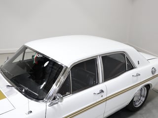 1971 Ford XY Fairmont 302ci Windsor - Ultra White