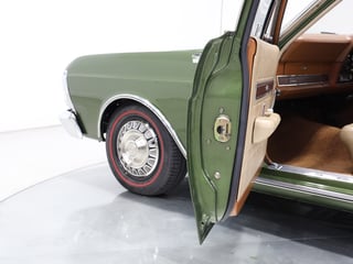 1971 Ford XY Fairmont 302 V8 - Jewel Green