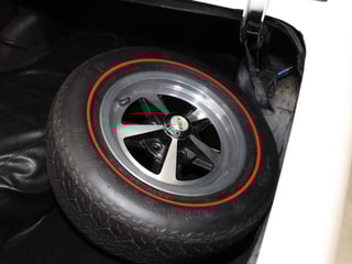 1972 Holden LJ Torana GTR XU1 - Glacier White