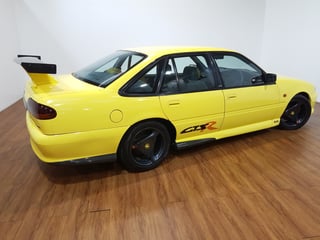1996 HSV VS GTS-R Commodore #16