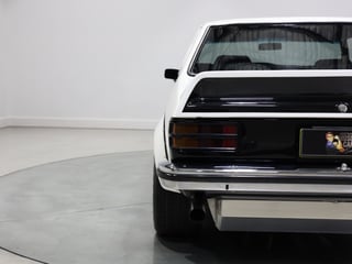 1977 Holden LX Torana SLR 5000 Tribute - Palais White 