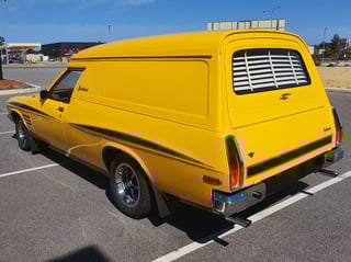 1974 HQ Sandman Panel Van - 253 V8 4 speed
