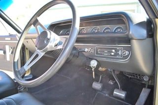 VH R/T E38 Valiant Charger