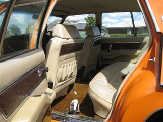 HQ Statesman DeVille 350 V8