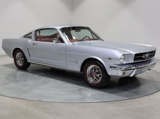 1965 Ford Mustang Fastback 2+2 - Silver Smoke Grey