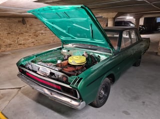 1971 Chrysler Valiant VG Pacer - Resto Project