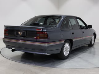 1990 Holden VN SS - Atlas Grey 