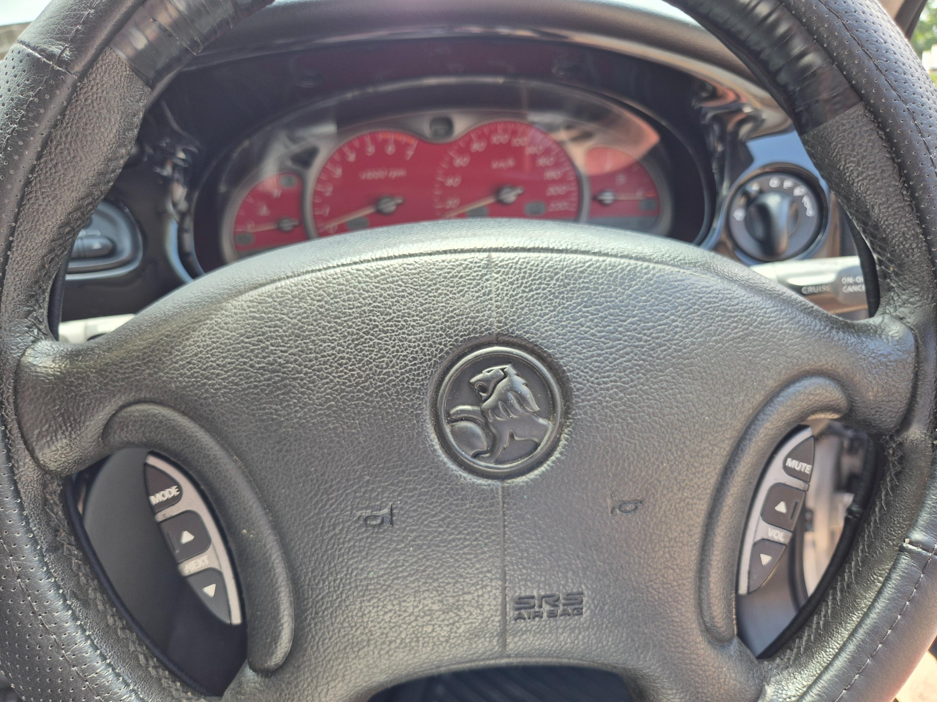 2001 Holden Monaro V2 CV8 - Quicksilver