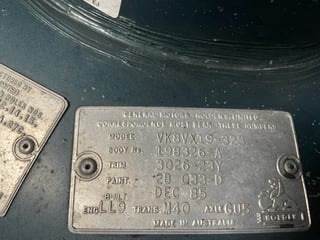 1985 Holden VK Calais 308 V8