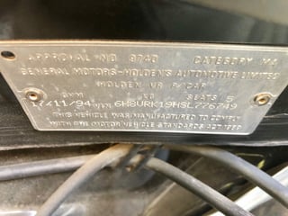 1994 VR Commodore Acclaim Series II