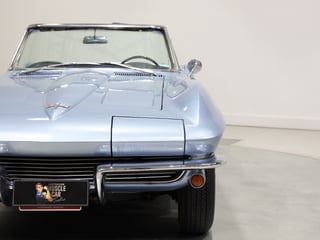 1964 Chevrolet Corvette C2 Sting Ray 327ci 'Fuelie' - Silver Blue Metallic