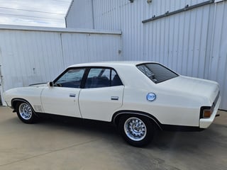 1975 Ford XB GT Falcon - Polar White