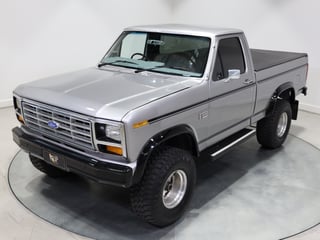 1982 Ford F-Series Pickup F100 RHD 4x4 - 351 V8
