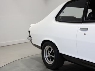 1972 Holden LJ Torana GTR XU1 - Glacier White