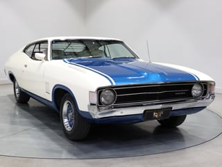 1973 Ford XA Falcon 500 Superbird - Polar White 