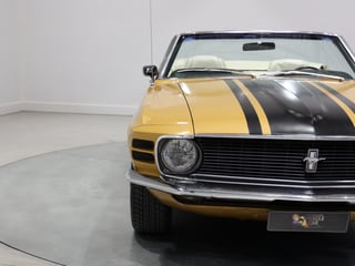 1970 Ford Mustang Convertible 302ci - Bright Gold 
