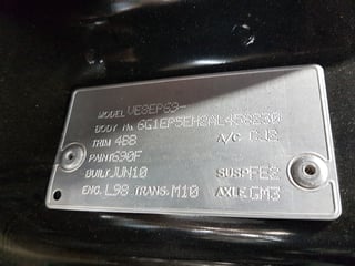 2010 VE-VC HDT 30th Anniversary Commodore #001