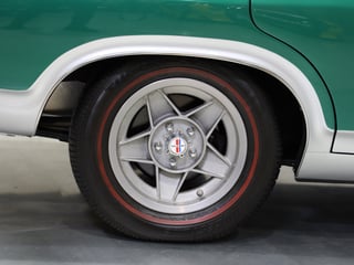 1976 Ford Falcon XB GT - Sherwood Green Metallic