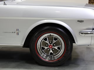 1965 Ford Mustang Fastback 2+2 - Silver Smoke Grey