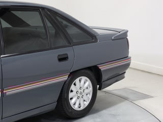 1990 Holden VN SS - Atlas Grey 