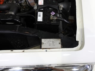 1972 Holden LJ Torana GTR XU1 - Glacier White