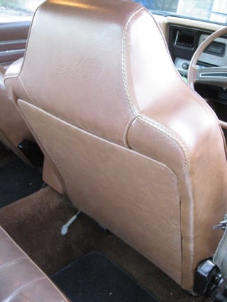 1977 HX Holden Kingswood Deluxe 4.2L