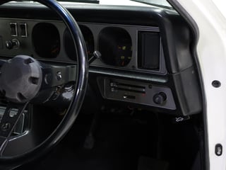 1976 Holden LX Torana SS Hatchback - 5.0L Trimatic - Cotillion White