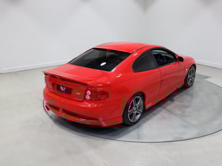 2002 HSV Coupe GTO V2 Series II - Sting Red … $59,990