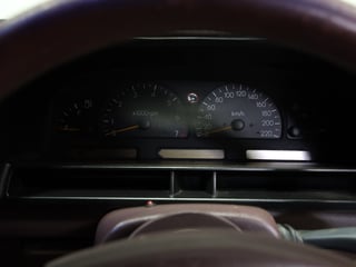 1989 HSV VN SV89 Build No 149 - Alpine White