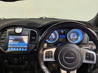 2012 Chrysler 300 SRT8 6.4L V8