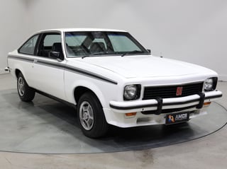 1976 Holden LX Torana SS Hatchback - 5.0L Trimatic - Cotillion White