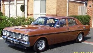 XY GS Falcon 302 V8