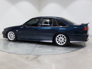 1996 HSV VS Senator 215i Build No 884 - Botanica Blue Mica